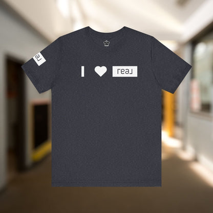 I <3 REAL Broker – Unofficial Tee - T-Shirt | ShirtyAgents
